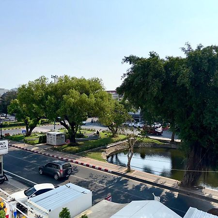 Nidhra Lanna Hotel Chiang Mai Zewnętrze zdjęcie