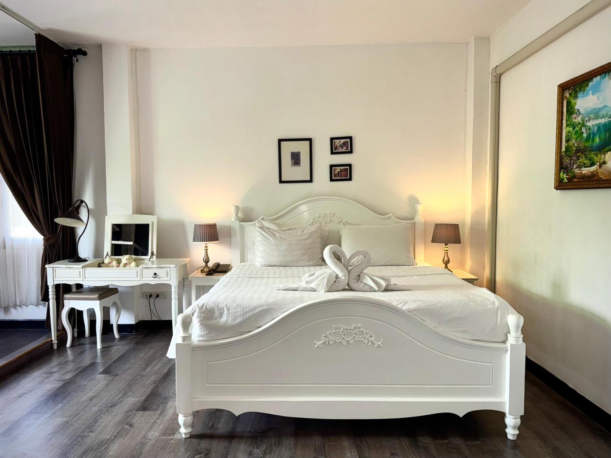 Nidhra Lanna Hotel Chiang Mai Zewnętrze zdjęcie