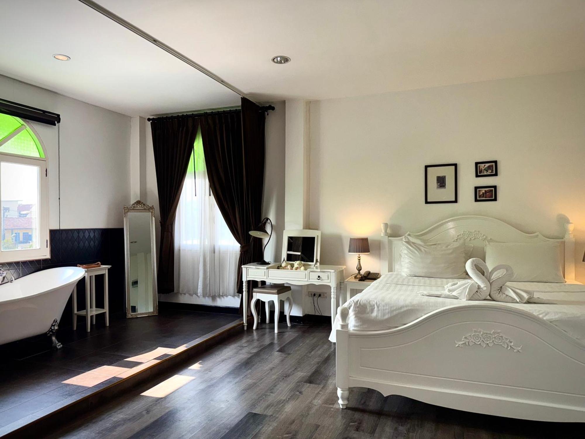 Nidhra Lanna Hotel Chiang Mai Zewnętrze zdjęcie
